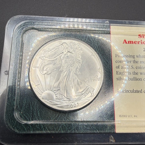 2002 Silver American Eagle Coin Littleton Holder Uncirculated 1oz .999 Collect - Picture 3 of 3